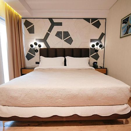 Richmond Hotel Корча Экстерьер фото