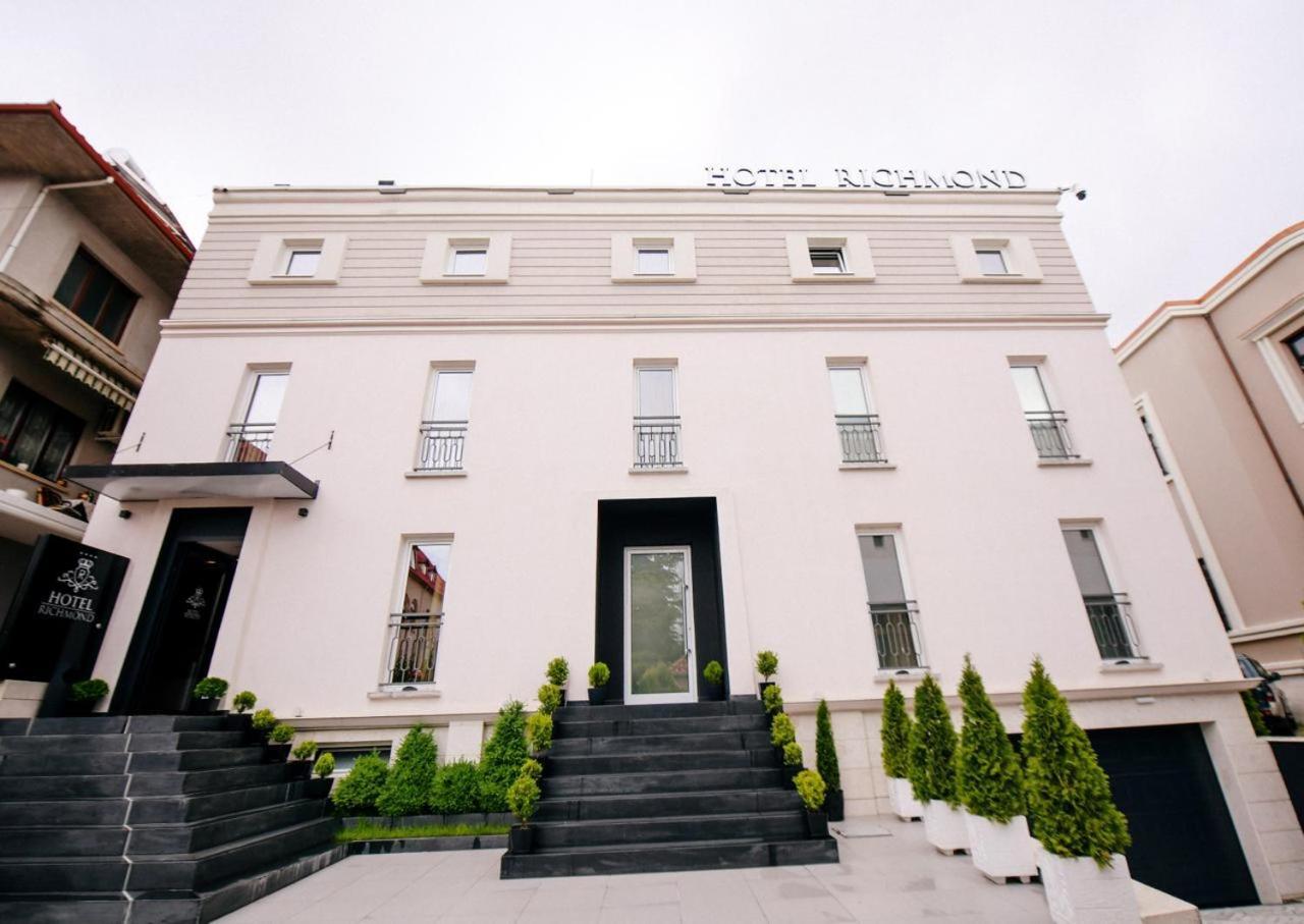 Richmond Hotel Корча Экстерьер фото