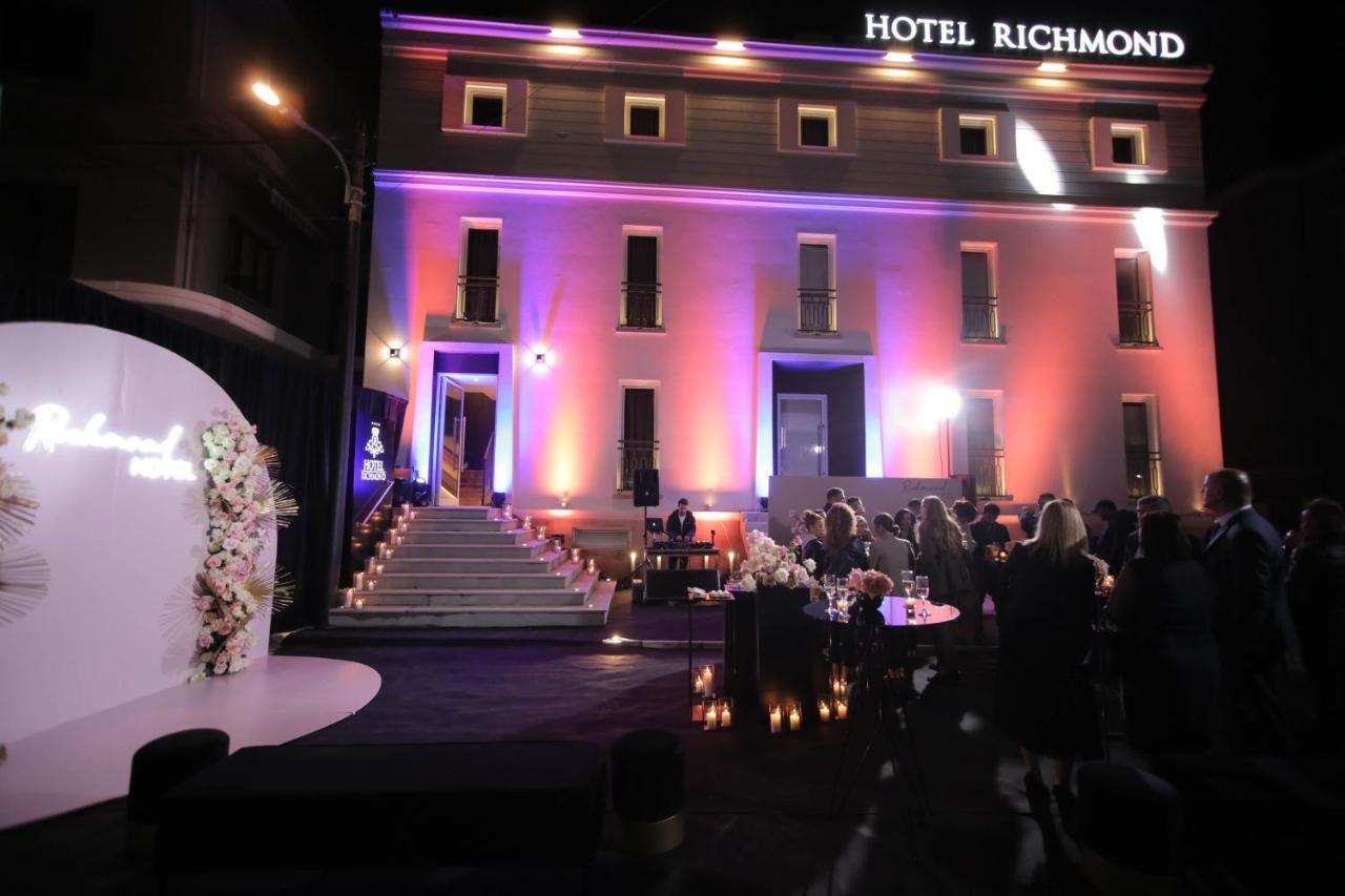 Richmond Hotel Корча Экстерьер фото